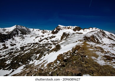 Snowy peaks in the Colorado Rockies