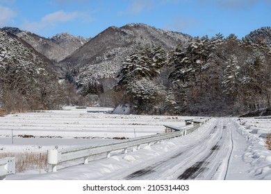 Snowy roads in the countryside