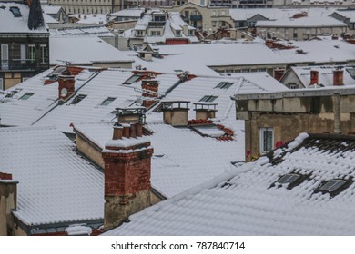 Snowy rooftops ! 