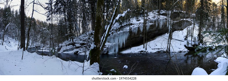 Snowy Rock Wall Hd Stock Images Shutterstock