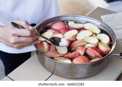 Soak Apple In Water With Salt To Prevent Oxidation Or Apple Turning Brown