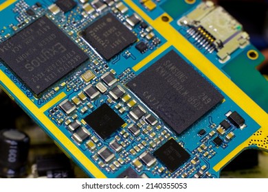 Sochi, Russia - March 28 2022: Samsung Memory Chip And Exynos ARM CPU On Pcb Of Andriod Smartphone.