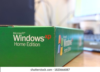 15 Windows Xp Box Images, Stock Photos & Vectors | Shutterstock: Hình ảnh Windows Xp Box trên Shutterstock Bạn đã nhớ lại những ngày hoàng kim của Windows XP chưa? Cùng trở lại với quá khứ bằng cách truy cập Shutterstock và khám phá bộ sưu tập đáng kinh ngạc của 15 hình ảnh Windows XP Box. Từ các hình ảnh của hộp phần mềm đến các hình ảnh của băng cài đặt, bạn sẽ tìm thấy đủ các loại hình ảnh của Windows XP để trang trí cho các dự án của mình. Thưởng thức hình ảnh hoài niệm này trên Shutterstock ngay bây giờ!