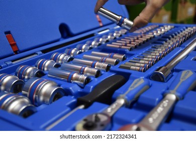 Socket Wrench Set - DIY