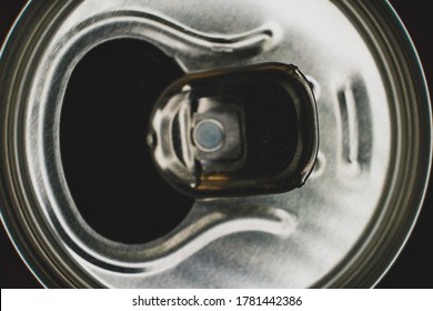 Soda Can Lid Macro. Stay-on-tab Opening Mechanism On An Aluminum Beverage Can. Beverage Can Pull Tab. Can Of Soda Lemonade Macro View.