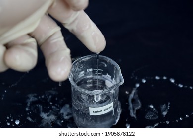 Sodium Silicate Liquid And Sticky