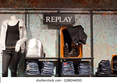replay clothing store