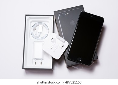 Iphone 7 Plus Images Stock Photos Vectors Shutterstock