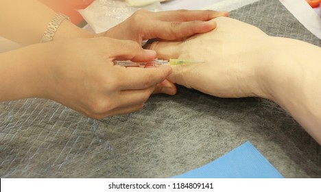 Soft Focus And Out Of Focus: Iv Insertion Training Program In Simulation Room With Arm Model For Studen Nurse In Nursing School : Nurse Residency Program