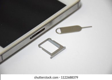 309 Eject Sim Card Images, Stock Photos & Vectors | Shutterstock