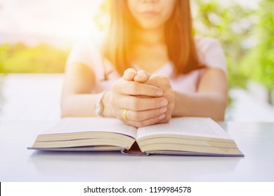 Soft Light And Blur,The Young Woman Reads The Bible On The Table By The Window Alone In The Morning To Study The Bible For Thanksgiving And Pray To God For Blessings.
Biblical Learning Ideas