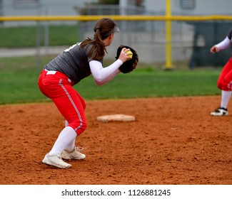 Girls Softball Images Stock Photos Vectors Shutterstock