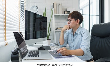 10,184 Programmer thinking Images, Stock Photos & Vectors | Shutterstock