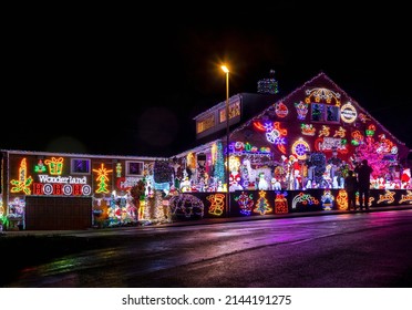 SOHAM, CAMBRIDGESHIRE UK - DECEMBER 28, 2021: A Soham Couple Turn Their House Into An Incredible Christmas Light Display, Raising Thousands Of Pounds, This Year For East Anglia's Children's Hospice.