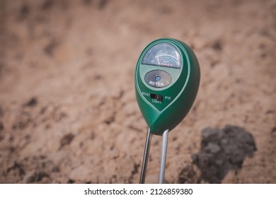 Soil PH Meter  Using For Cultivation.