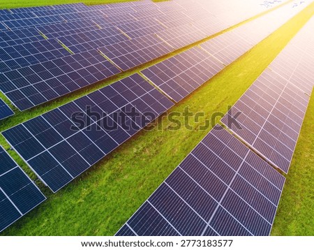 Solar array helping reduce electricity demand for datacenters