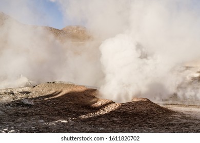 Solar De Manaña Geyser Basin