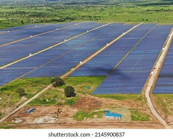 226 Solar Farm In Africa Images, Stock Photos & Vectors 