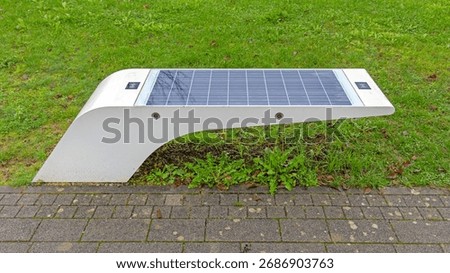 Solar Power Panel Wireless Electricity Charging Smartphone Bench Techology in Croatia