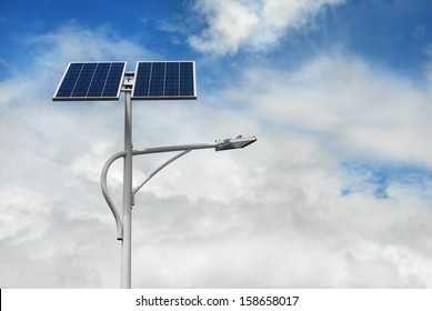 Solar Powered Street Light Pole