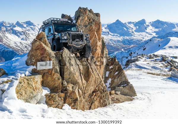 Land rover in austria