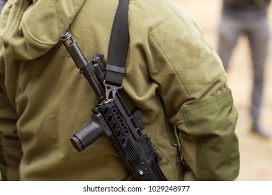 Soldier Hunter Rifle On Shoulder Stock Photo 1029248977 | Shutterstock