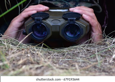 Soldier Reconnaissance Through Binoculars