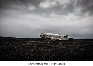 Solheimasandur Plane Wreck under cloudy sky in Iceland