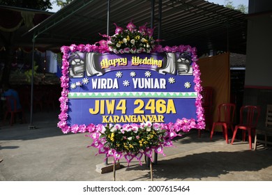 Solo City, Central Java, Indonesia - 05 June 2021 : Wedding Congratulations Board In The Form Of A Wreath