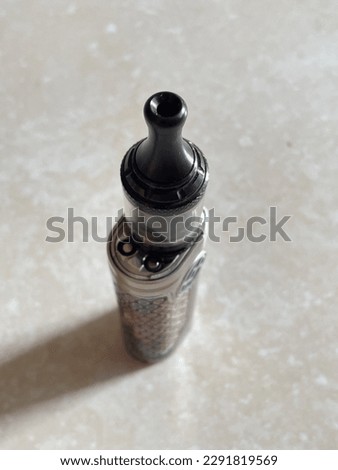 Solo-Central Java, 20 April 2023 The MTL atomizer works by collecting vape vapor first in the mouth through a long and relaxed suction, then continuing to the lungs and then exhaling it.  This method 