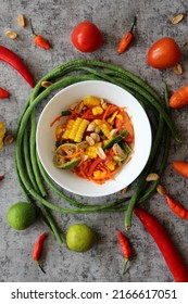 Som Tam Khao Pod Or Thai Spicy Corn Salad. Traditional Cuisine From Thailand Made From Corn, Carrot, String Bean, Lime, And Chili. 