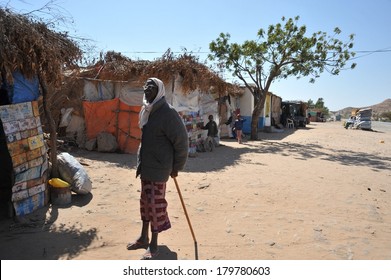 SOMALIA - JANUARY 9, 2010:  In The Somali Village. Somaliland - An Unrecognized Self-declared State In The Northern Part Of The African Somali Peninsula. Much Of The Population Lives In Poverty.