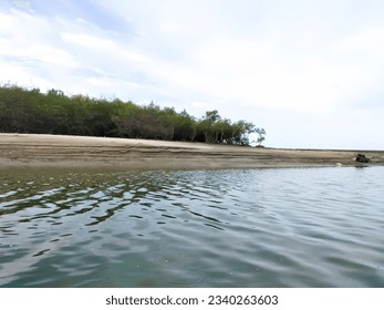 Some beach, you can’t imanage.