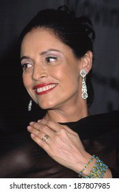 94 Sonia braga Images, Stock Photos & Vectors | Shutterstock