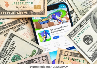 Sonic Dash Mobile Game App. Money Background. Concept, Company Making Money With Popular Mobile Phone Games