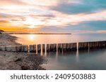 Sonnenaufgang am Strand Gespensterwald Nienhagen an der Ostsee, Ostseeküste, Mecklenburg-Vorpommern, Deutschland