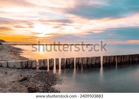Sonnenaufgang am Strand Gespensterwald Nienhagen an der Ostsee, Ostseeküste, Mecklenburg-Vorpommern, Deutschland