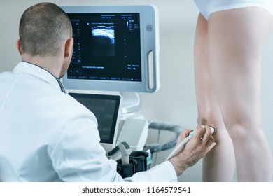 Sonography of the knee joint - Shutterstock ID 1164579541