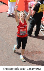 Sophie Raworth Finishes The 2013 London Marathon On The Mall, London. 22/04/2013 Picture By: Steve Vas