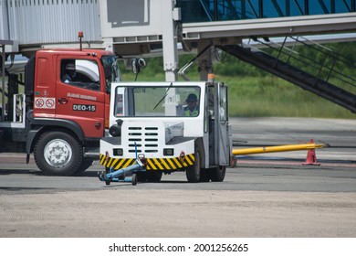 691 Pilot boarding ground Images, Stock Photos & Vectors | Shutterstock