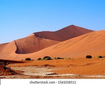 Sossusvlei Deadvlei Sand dune Namibia