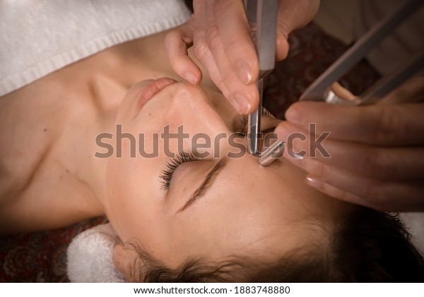 sound healing and facial anti-age massage with\
tuning forks