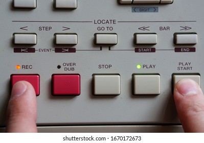 button beat maker