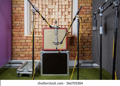 Sound Studio Recording With A Vintage Amp And Microphones In Blumlein Orientation