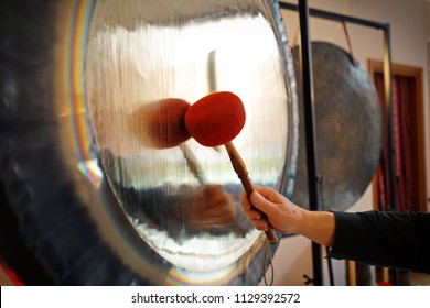 Sound Therapy With Gong, It Is Important To Be Completely Relaxed In Order To Be Able To Accept The Sound And Vibration Of Gong To The Fullest. 