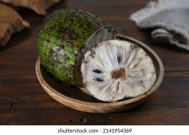 Durian belanda