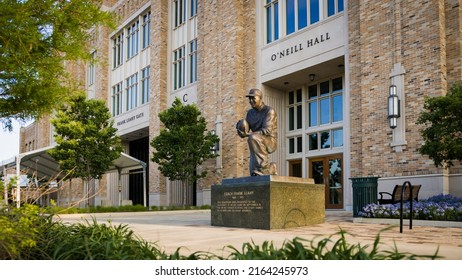 South Bend, Indiana - May 25, 2022: Statue Of Coach Leahy At University Of Notre Dame College Campus