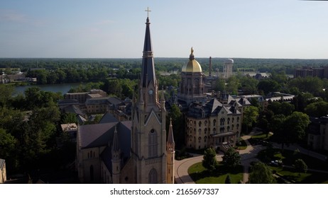 South Bend, Indiana - May 25, 2022: Basilica Of The Sacred Heart And Main Building At The University Of Notre Dame College Campus