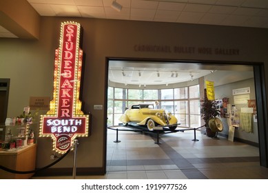 SOUTH BEND, UNITED STATES - Aug 17, 2007: Inside of the Studebaker Museum in South Bend, Indiana 