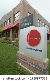 SOUTH BEND, UNITED STATES - Aug 17, 2007: The Sign And Building Of The Studebaker Automobile Museum In South Bend, Indiana